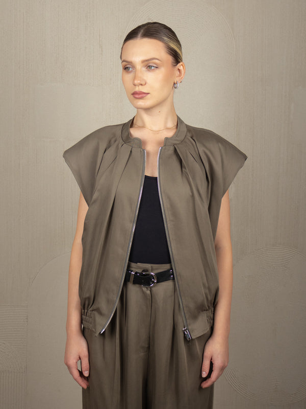 ULTIMATE VEST