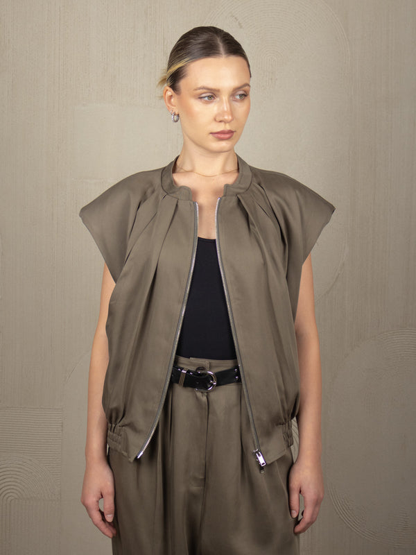 ULTIMATE VEST