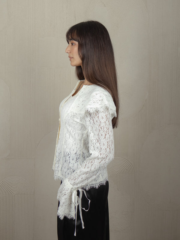 AVELINE LACE TOP