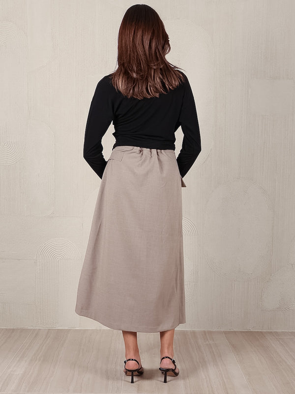 SIDE PLEATED SKIRT